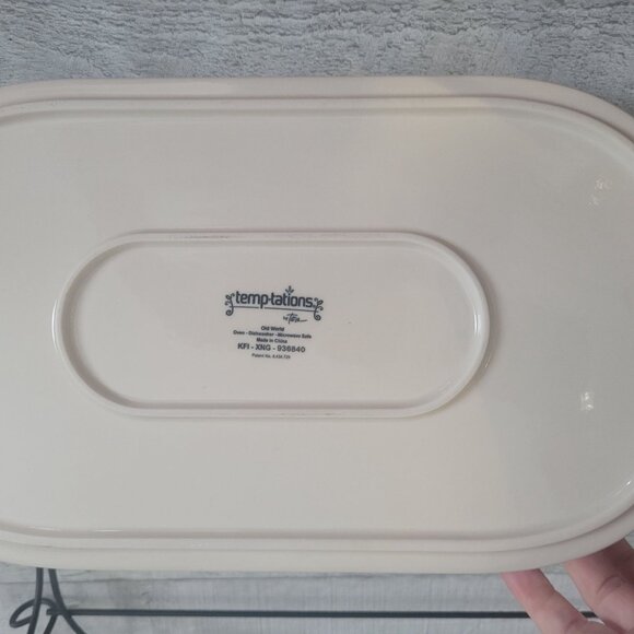 Temptations by Tara Old World Blue Ceramic Casserole w Stand - Picture 8 of 11